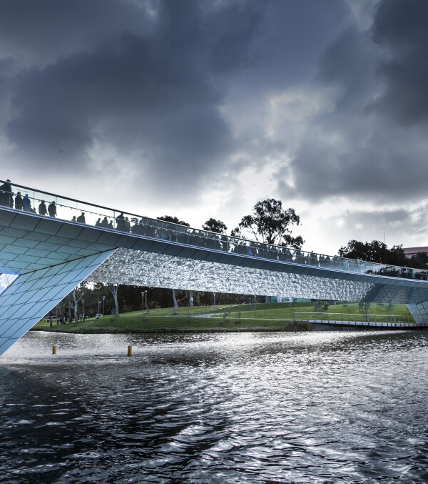 Riverbank Precinct Pedestrian Bridge